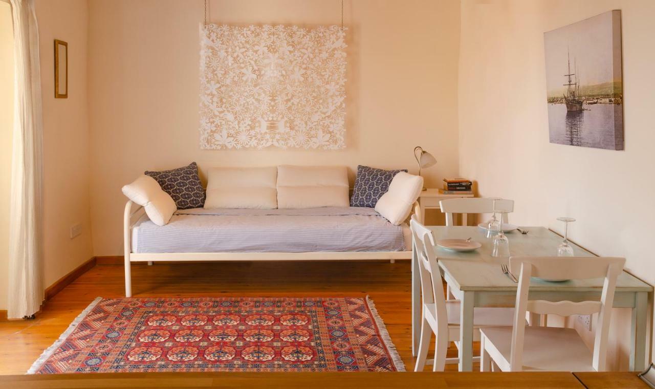 Dolphin Guest House And Studios ตอคนี ภายนอก รูปภาพ